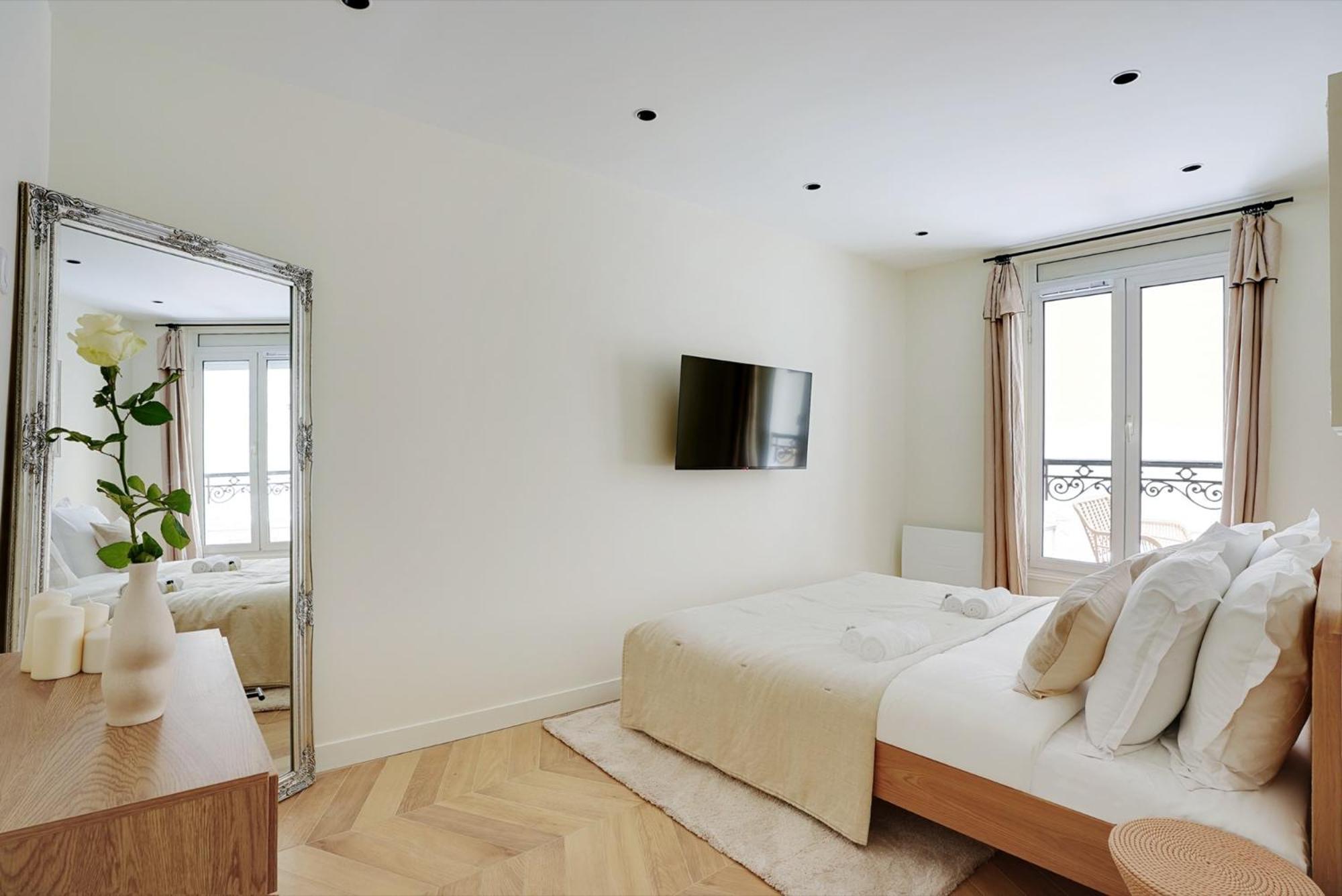 Suite Bellesfeuilles - Terrasse Paris Exterior photo